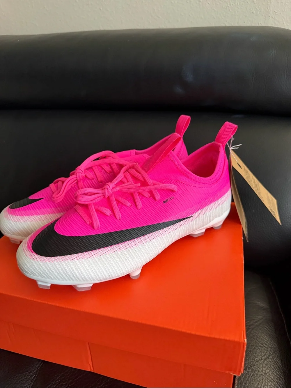Nike Jr Mercurial Vapor 17 Academy FG/MG Soccer Cleats 5Y Pink Black NWT